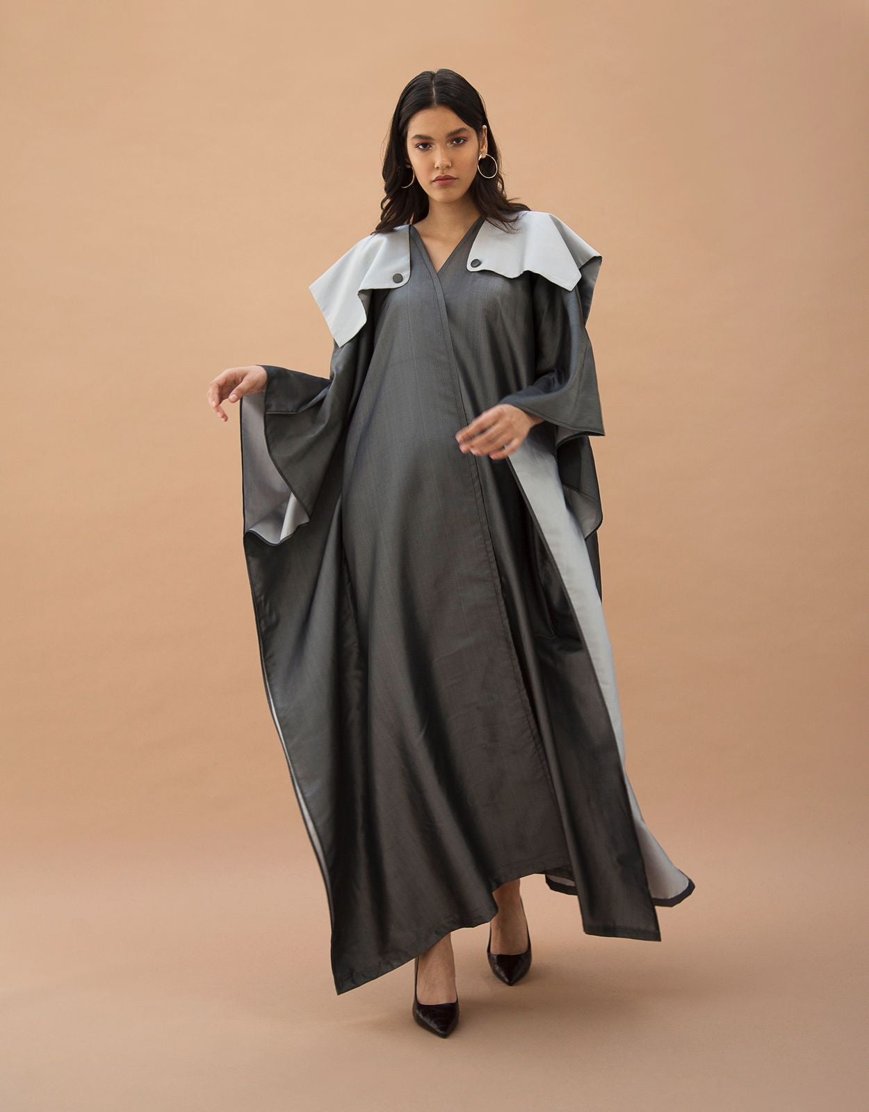 Shadow Luxe Contrast Cape [WINTER]